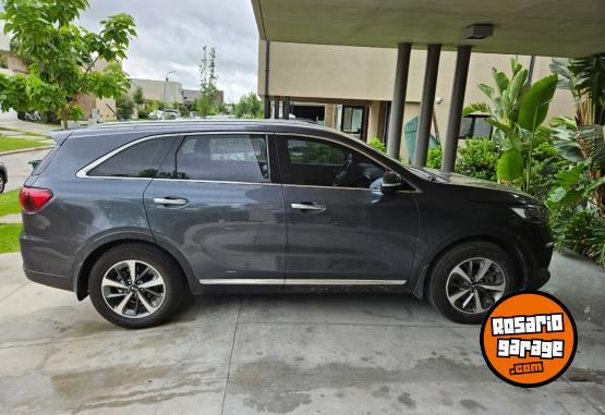 Camionetas - Kia Sorento 2.2 Crdi Ex 4x2 2018 Diesel 118000Km - En Venta