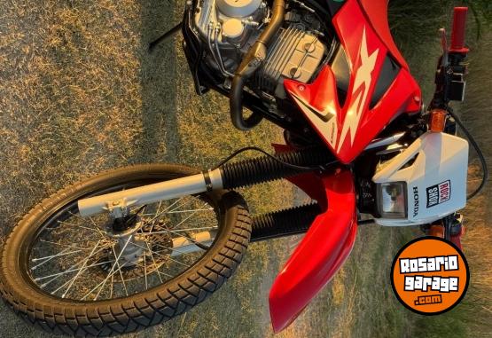 Motos - Honda Tornado XR 250 2020 Nafta 15000Km - En Venta