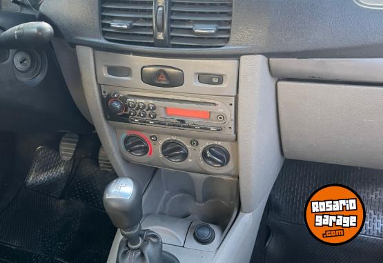 Autos - Renault Symbol 1.6N 2012 Nafta 234000Km - En Venta