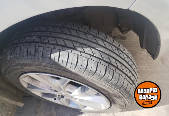 Autos - Renault Logan Privilege 2017 GNC 138000Km - En Venta