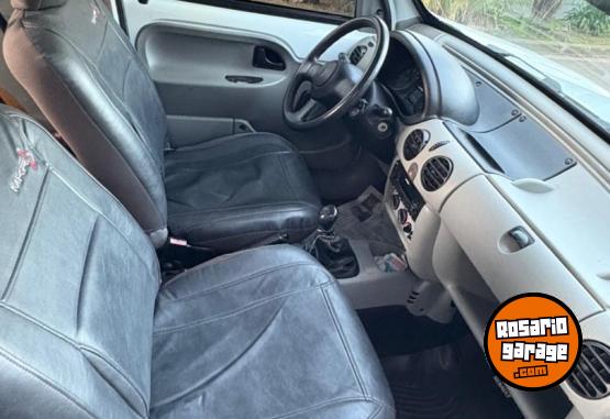 Utilitarios - Renault Kangoo 2013 GNC 146000Km - En Venta