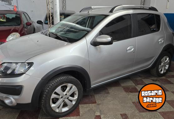 Autos - Renault sandero stepway 2017 GNC 102000Km - En Venta