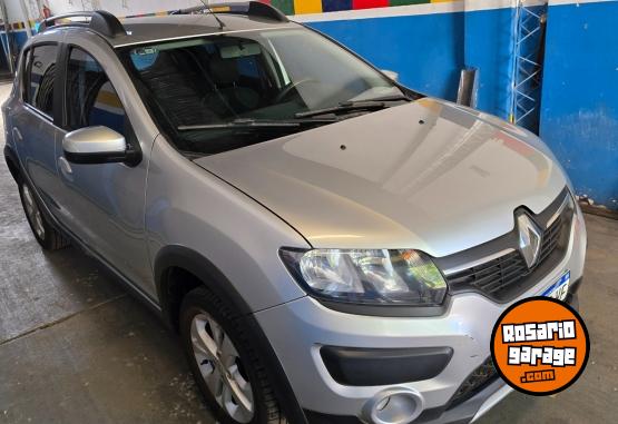 Autos - Renault sandero stepway 2017 GNC 102000Km - En Venta