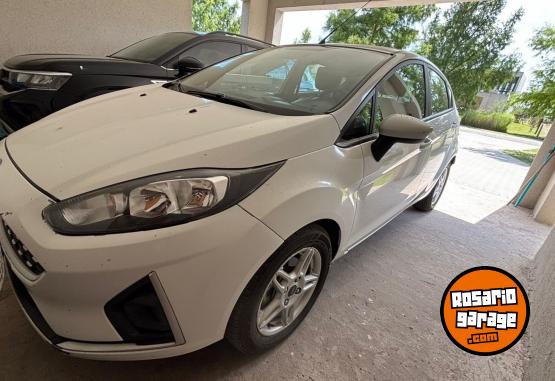 Autos - Ford Fiesta  S PLus 2018 Nafta 180000Km - En Venta