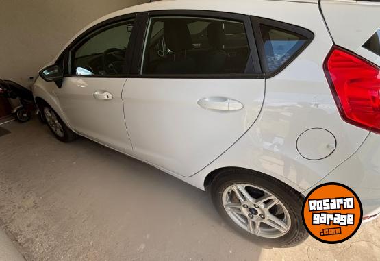 Autos - Ford Fiesta  S PLus 2018 Nafta 180000Km - En Venta