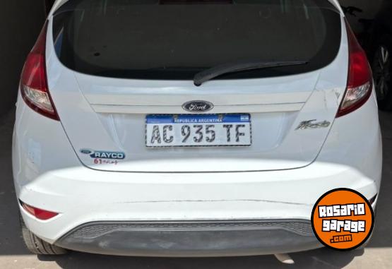 Autos - Ford Fiesta  S PLus 2018 Nafta 180000Km - En Venta