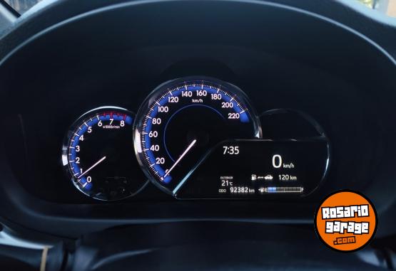 Autos - Toyota Yaris XLS 5P MT 2019 Nafta 92300Km - En Venta