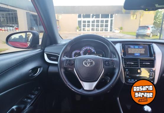 Autos - Toyota Yaris XLS 5P MT 2019 Nafta 92300Km - En Venta
