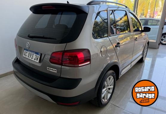 Autos - Volkswagen SURAN TRACK 2018 GNC 85000Km - En Venta