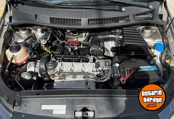 Autos - Volkswagen SURAN TRACK 2018 GNC 85000Km - En Venta