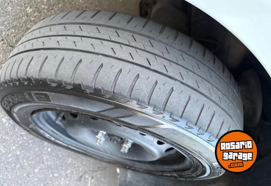 Autos - Chevrolet Aveo 2013 GNC 200000Km - En Venta