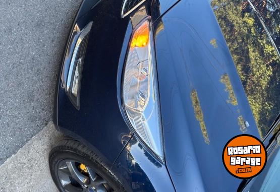 Autos - Ford SE plus 2015 Nafta 136000Km - En Venta