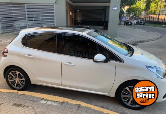 Autos - Peugeot 208 2018 Nafta 50000Km - En Venta