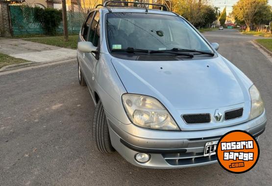 Autos - Renault Scenic 2006 Nafta 260000Km - En Venta