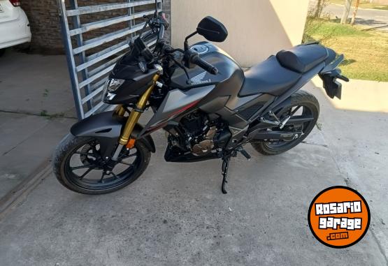 Motos - Honda CB 300 2025 Nafta 6400Km - En Venta