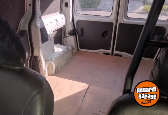 Utilitarios - Citroen Berlingo hdi 2011 Diesel 149000Km - En Venta