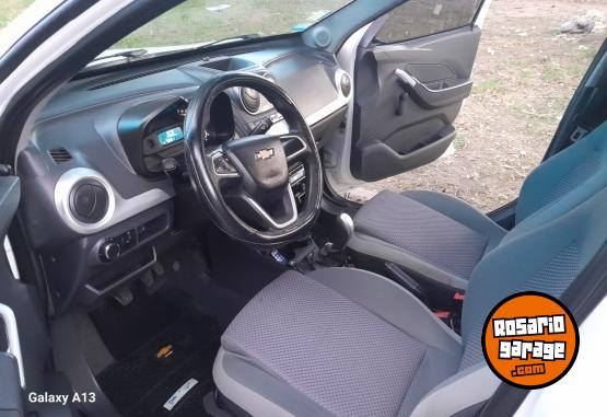 Autos - Chevrolet Agile LS 2015 GNC 144000Km - En Venta