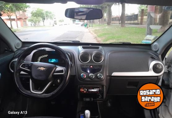 Autos - Chevrolet Agile LS 2015 GNC 144000Km - En Venta