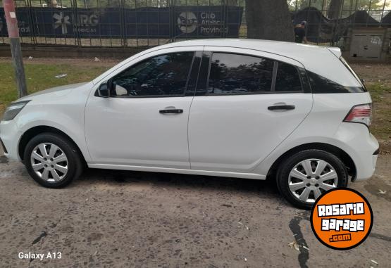 Autos - Chevrolet Agile LS 2015 GNC 144000Km - En Venta