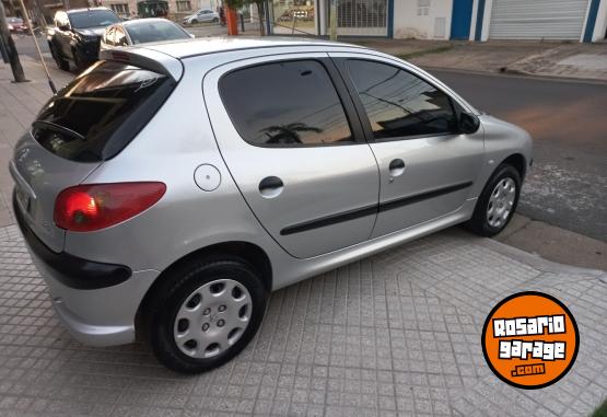 Autos - Peugeot 206 2007 Diesel 150000Km - En Venta
