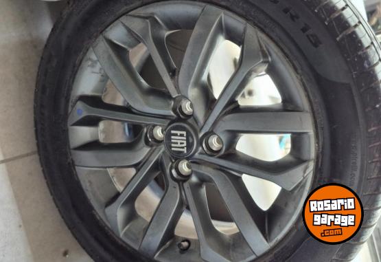 Accesorios para Autos - Llanta y cubierta vulcanizada Fiat Cronos - En Venta