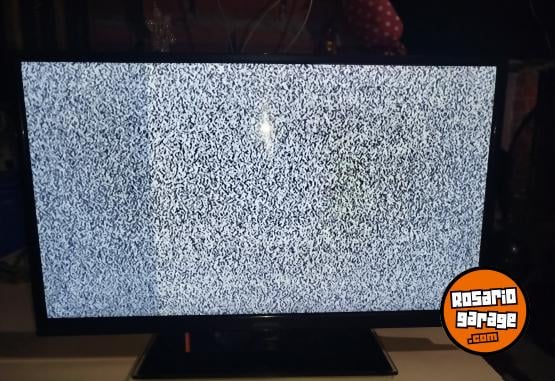 Hogar - Equipo de m�sica Sony Genezi y tele Admiral led ( no es Smart).. - En Venta