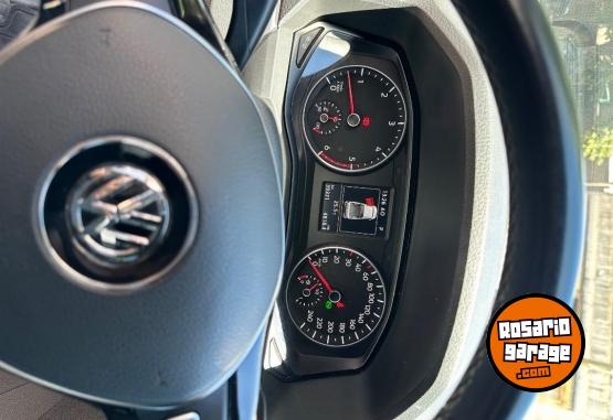 Camionetas - Volkswagen Amarok v6 2022 Diesel 39000Km - En Venta