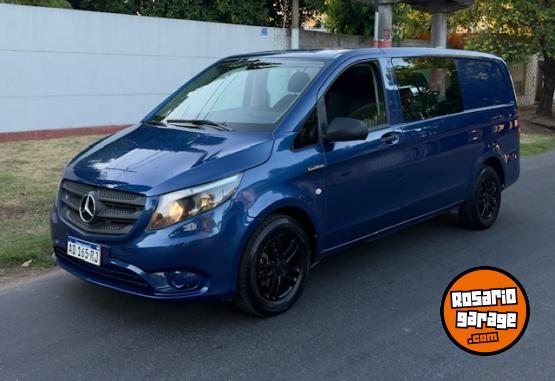 Utilitarios - Mercedes Benz Vito 2019 Diesel 90000Km - En Venta