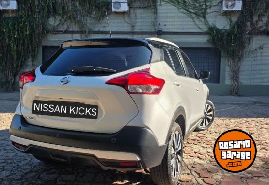 Autos - Nissan Kicks Exclusive CVT BT 2021 Nafta 70000Km - En Venta
