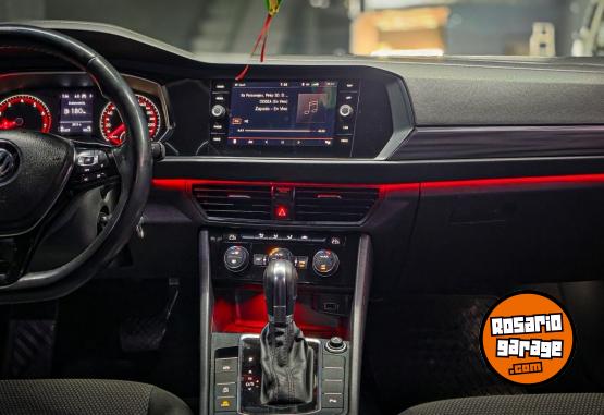 Autos - Volkswagen Vento confortline 2020 Nafta 65000Km - En Venta