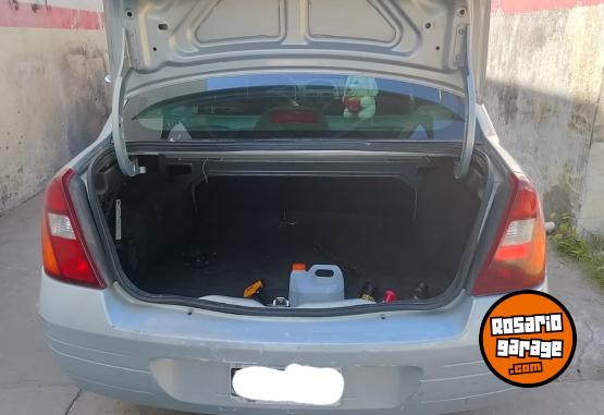 Autos - Peugeot CLIO 2 2001 Diesel 285000Km - En Venta