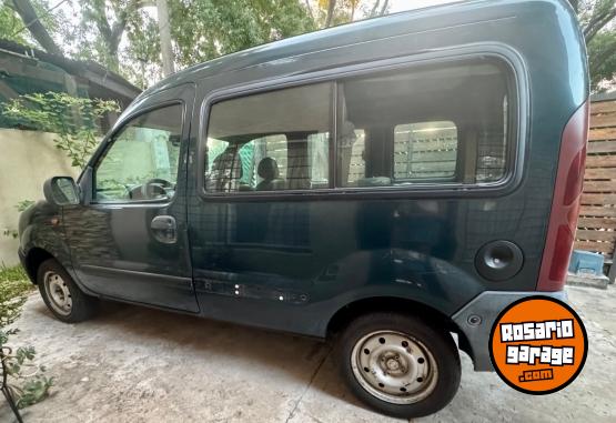 Utilitarios - Renault Kangoo 1999 Nafta 180000Km - En Venta