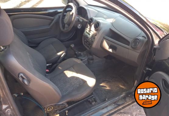 Autos - Ford KA fly plus 2010 Nafta 164000Km - En Venta