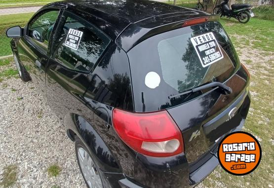 Autos - Ford KA fly plus 2010 Nafta 165000Km - En Venta