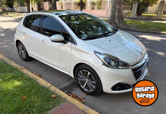 Autos - Peugeot 208 FELINE 1.6  MANUAL 2018 Nafta 89000Km - En Venta