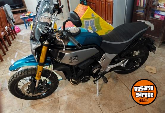 Motos - CF CLX 700 ADVENTURE 2024 Nafta 4600Km - En Venta