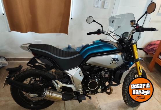Motos - CF CLX 700 ADVENTURE 2024 Nafta 4600Km - En Venta