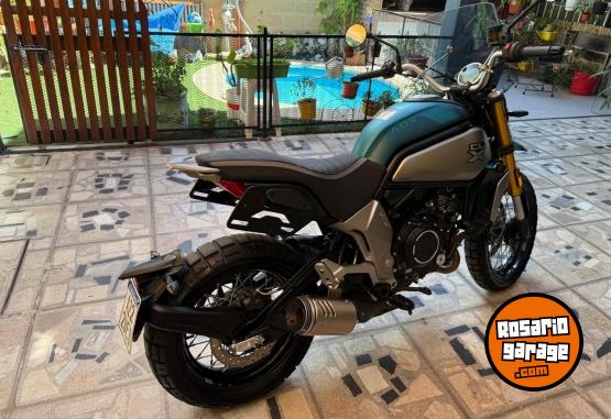 Motos - CF CLX 700 ADVENTURE 2024 Nafta 4600Km - En Venta