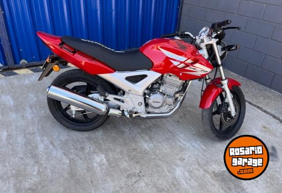 Motos - Honda Cbx250 2013 Nafta 11000Km - En Venta