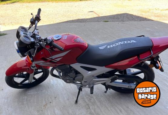 Motos - Honda Cbx250 2013 Nafta 11000Km - En Venta
