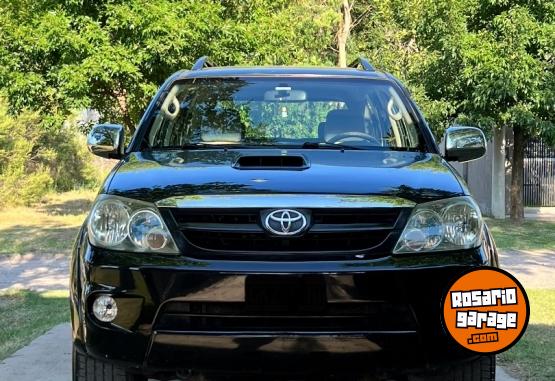 Camionetas - Toyota Sw4 4x4 cuero manual 2007 Diesel 290000Km - En Venta