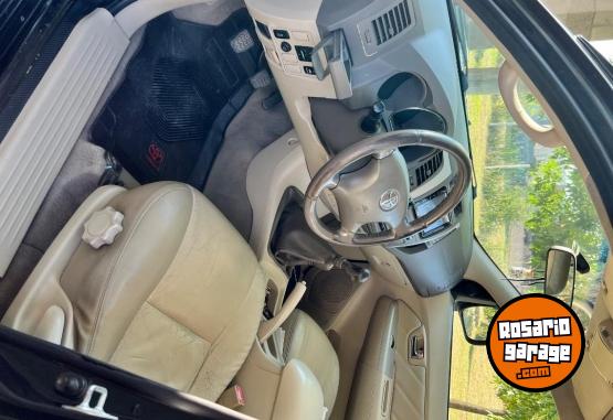 Camionetas - Toyota Sw4 4x4 cuero manual 2007 Diesel 290000Km - En Venta