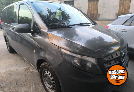 Utilitarios - Mercedes Benz Vito equipada 2016 Diesel 205000Km - En Venta