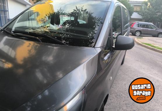 Utilitarios - Mercedes Benz Vito equipada 2016 Diesel 205000Km - En Venta