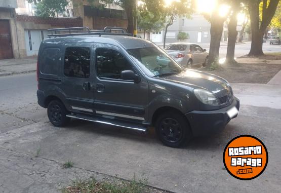 Utilitarios - Renault 5 ASIENTOS 2013 Nafta 263000Km - En Venta
