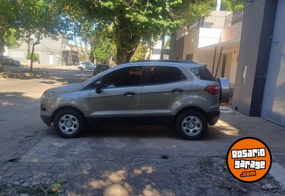 Camionetas - Ford SE 1.6 2016 Nafta 64000Km - En Venta