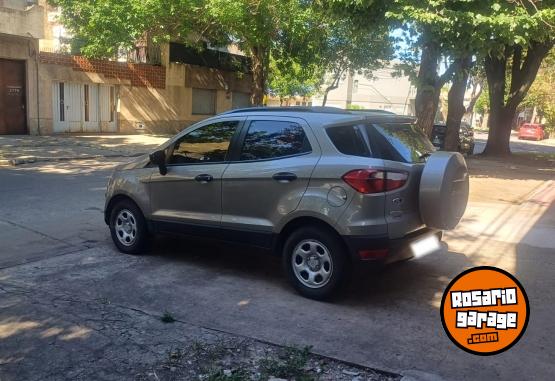 Camionetas - Ford SE 1.6 2016 Nafta 64000Km - En Venta