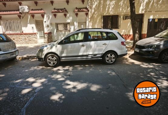 Autos - Volkswagen Suran, corsa,Clio,siena,f 2010 GNC 205000Km - En Venta