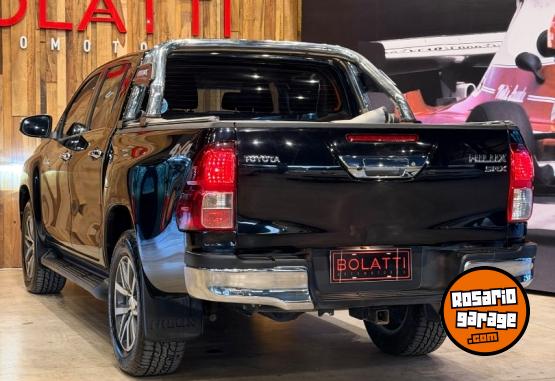 Camionetas - Toyota Hilux srx at 2018 Diesel 150000Km - En Venta
