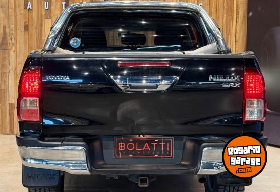 Camionetas - Toyota Hilux srx at 2018 Diesel 150000Km - En Venta